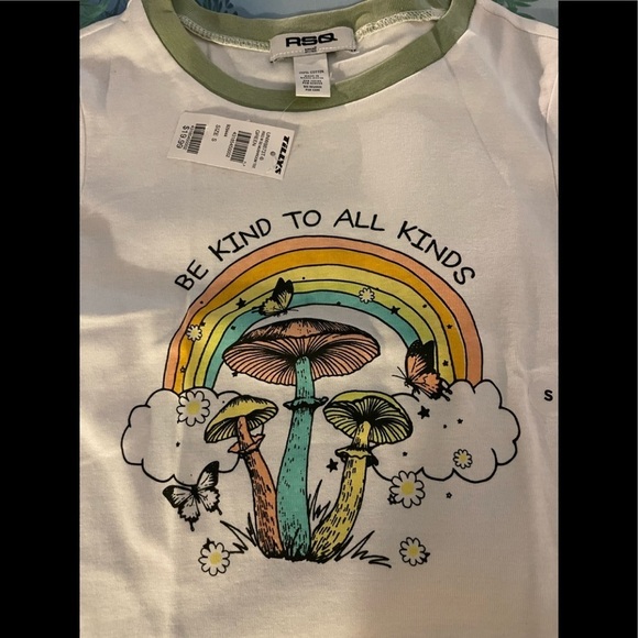 Mushroom Crop Tee, Small and Large Sizes, NWT - Picture 4 of 12